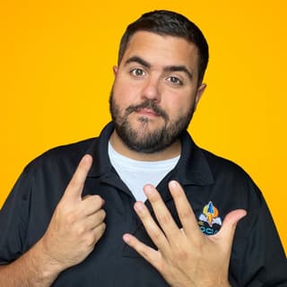 Sean Houchins's profile